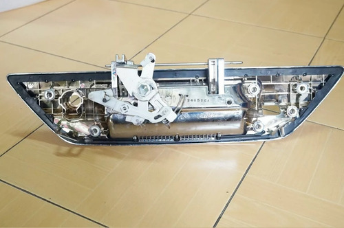 Imagen 3 de 5 de Manija Exterior Tolva Toyota Hilux Revo 2015 - 2019