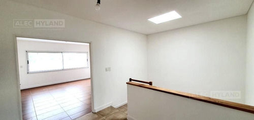 Imagen 15 de 30 de Casa 4 Ambientes En Venta - Mart.-santa Fe/fleming