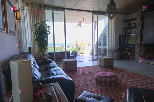 Excelente Propiedad De 3 Dormiotrios En Alquiler A Metros Del Mar - Ref: 9310
