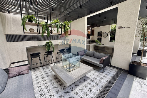 Semi Nuevo Bello E Impecable , Vista Despejada