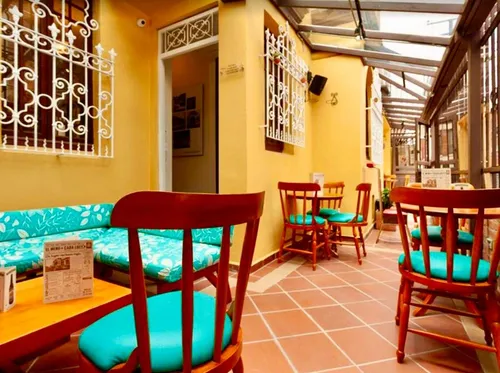 Se Vende Casa Rentando Con Excelente Ubicación En Chapinero: