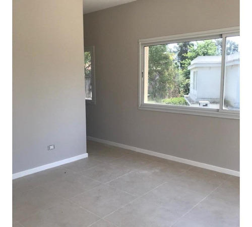 Imagen 16 de 25 de Excelente Casa De 4 Ambientes En Venta En Las Orquideas