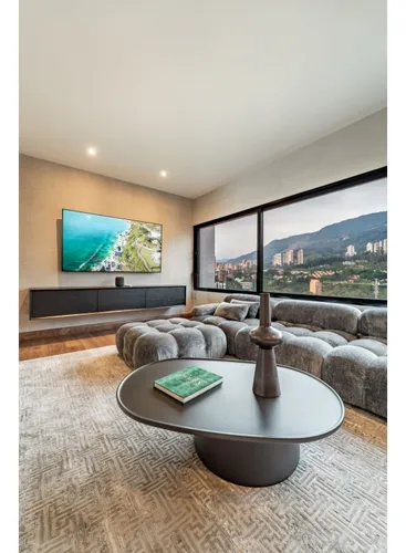 100m2 Apartamento En El Poblado