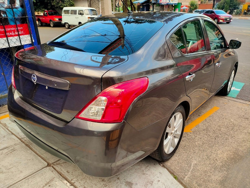 Imagen 4 de 11 de Nissan Versa 2018 1.6 Advance Mt