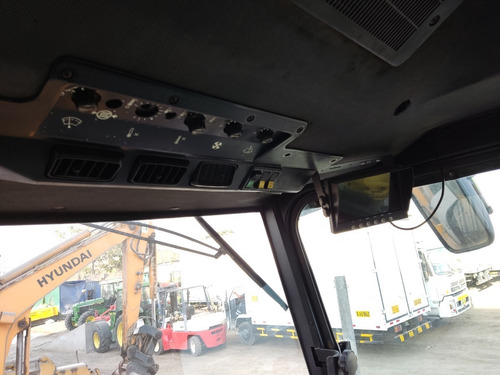 Imagen 16 de 17 de Picadora Autopropulsada John Deere 5730 04 Surcos C/ Cracker
