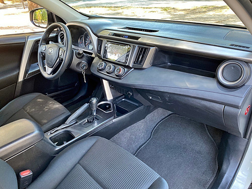 Imagen 10 de 15 de Toyota Rav-4 2.0 Tx 4x2 At 2017
