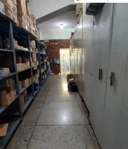 Imagen 4 de 5 de Se Vende Local Comercial Planta Baja Con Mezzanina