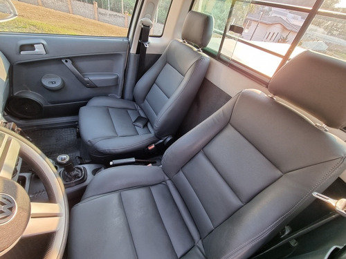 Imagem 7 de 15 de Volkswagen Saveiro 2008 1.6 Super Surf Total Flex 2p 101 Hp