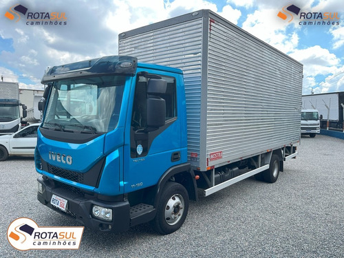 Iveco Tector 11.190 2022 Baú