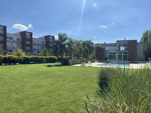 Imagen 1 de 10 de Departamento En Venta, Santa Barbara, Complejo Pradera