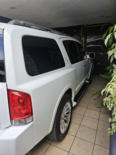 Nissan Armada 5.6 Se Piel Qc 4x2 At