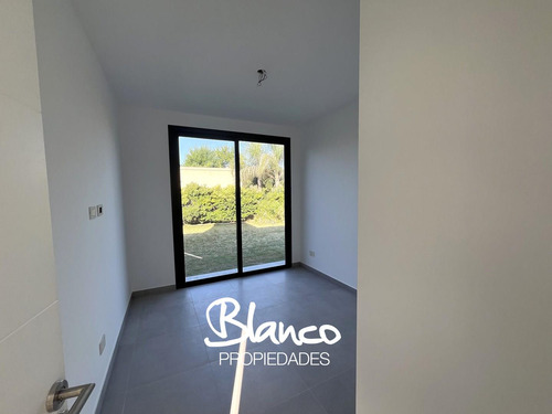 Casa En Venta En Manzanares Chico, Pilar, G.b.a. Zona Norte