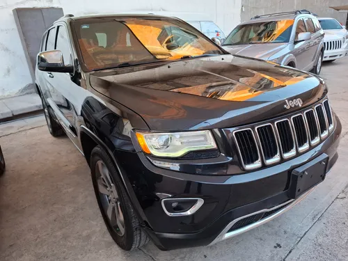 Jeep Grand Cherokee 5.7 Limited Lujo 4x2 Mt