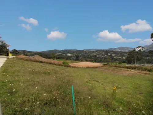 Lote Alto De Las Palmas, Unidad Cerrada