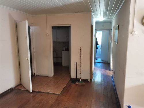 Casa En Venta De 3 Dorm. Para Remodelar En Quilpué
