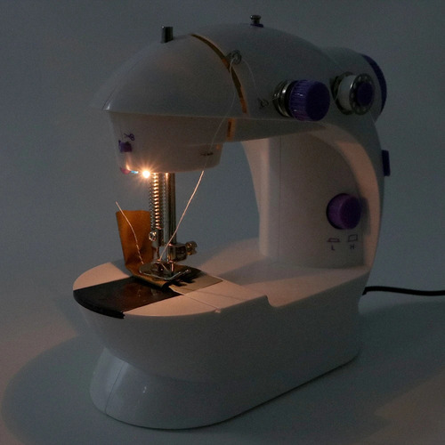Mini máquina de coser costura Mini Sewing Machine portable color blanco asombroso