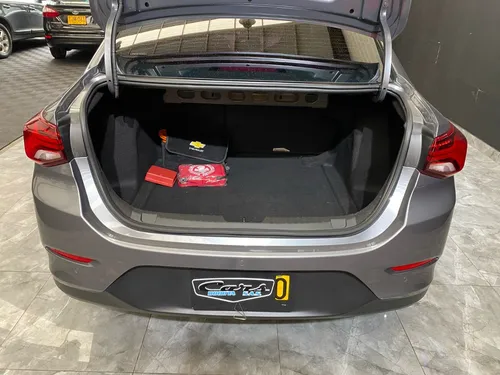 Chevrolet Onix 1.0T Premier Sedan At