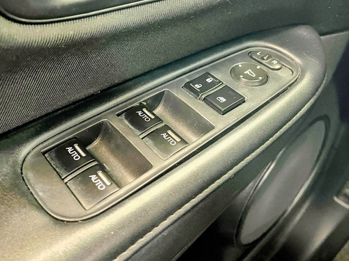 Honda HR-V 1.8 16V FLEX EX 4P AUTOMÁTICO