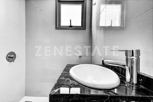 Venta De Apartamento 1 Dormitorio En Roosevelt