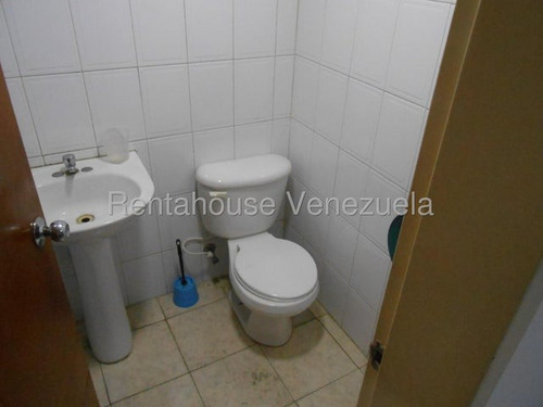 #*25-18248 Estupendo Galpón Semicerrado De 449 Mt2, Zona Centro Oeste, Barquisimeto, Lara. Adelaida Armeya