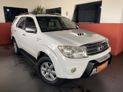 Imagem 3 de 12 de Toyota Hilux Sw4 3.0 Srv 4x4 7 Lugares 16v Intercooler 2011