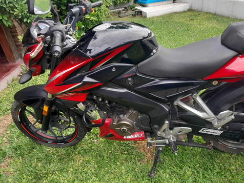 Rouser Bajaj Ns 200