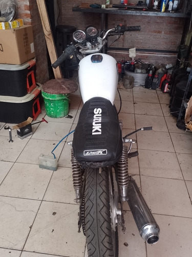 Suzuki En 125 Cafe Racer