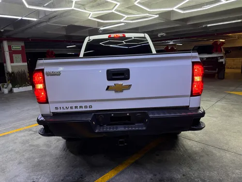 Chevrolet Silverado 4.3 2500 Cab Ext Ls V6 4x2 At