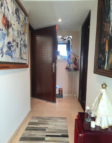 Apartamento De Dos Niveles La Boyera Hatillo (norte)