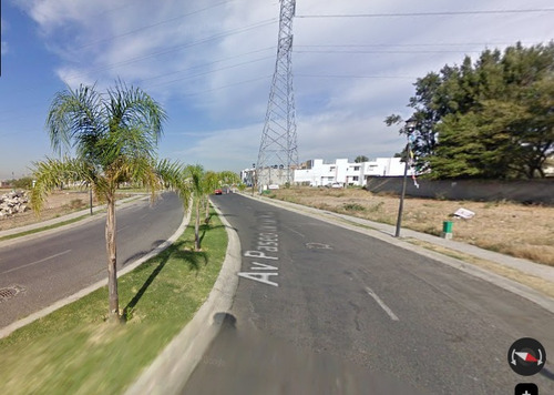 Casa Ubicada En Col. Zoi Residencial. Zapopan Jalisco. Con 2 Recamaras Y 100m2. Entre Av. Acantilado Y Cam. A Las Cañadas.