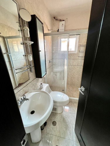 Imagen 10 de 14 de Venta O Alquiler Townhouse El Bosque Valencia