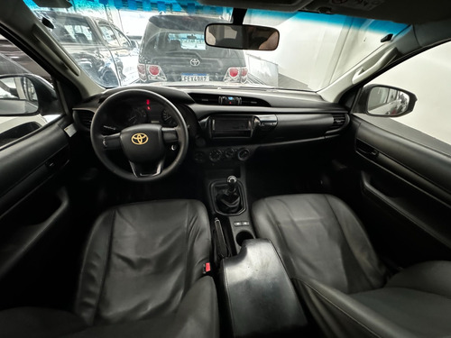 Toyota Hilux 2.8 STD 4X4 CD 16V