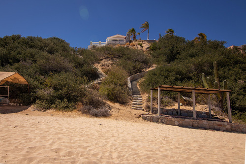 Top Corredor Isla Cerralvo, Geronimo Gated Beach Access