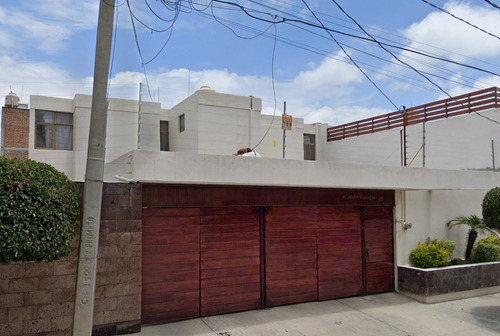 Casa A La Venta En Andrade, Leon, Guanajuato, Remate Adjudicado