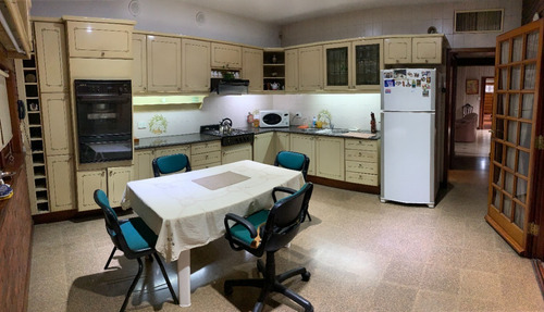 Imagen 12 de 19 de Casa 6 Ambientes En Av Alsina 1376 Lomas De Zamora