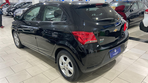 Chevrolet Onix 1.4 MPFI LT 8V FLEX 4P MANUAL
