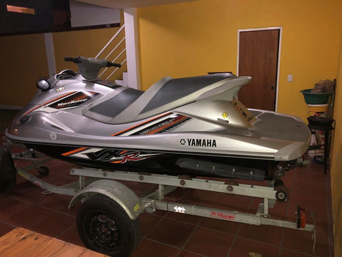 Moto De Agua Yamaha Vxr 1800 Aspirada 11 163h Inflable Regal