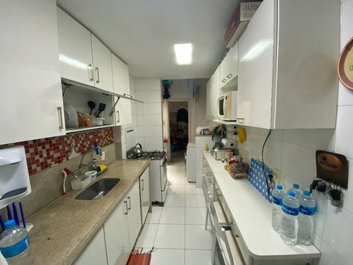Imagem 19 de 25 de Apartamento Com Vista Aberta E Indevassada, Com 2 Quartos À Venda, 75 M² Por R$ 950.000 - Humaitá - Rio De Janeiro/rj - Ap1422