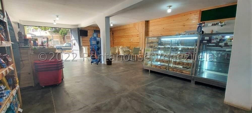 Imagen 2 de 9 de Andreina Gonzalez Rentahouse Vende Casa Para Uso Comercial En Trigal Norte Valencia 22-18843