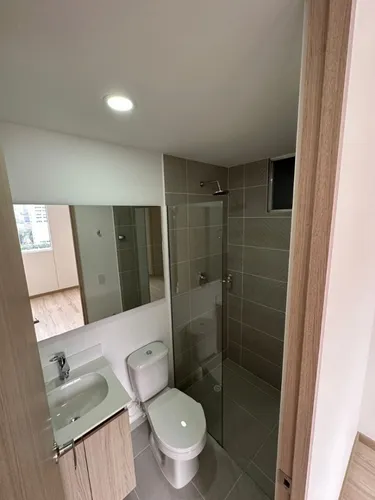 Vive En Las Alturas Con Estilo Y Confort Apartamento En Urbanity,