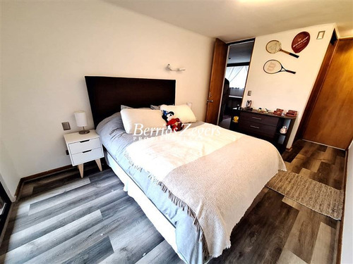 Casa En Venta 4 Dormitorios, Dominicos Antiguo Las Condes