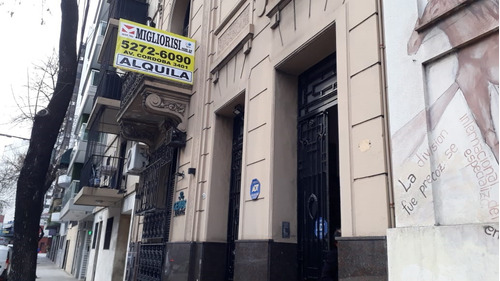 Depto.tipo Casa De 5 Ambientes En Alquiler En Almagro