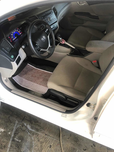 Imagem 4 de 7 de Honda Civic 2016 1.8 Lxs Flex Aut. 4p
