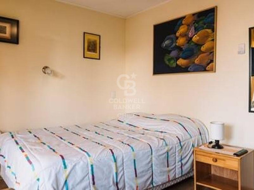 Casa Esquina Tradicional Cercana A Clínica Alemana