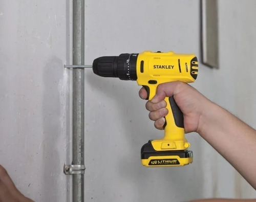 Taladro Atornillador Stanley Sch121s2k Inalámbrico Percutor Color Amarillo Frecuencia 50