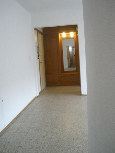 Imagen 4 de 13 de Venta Apartamento 3 Dormitorios Euskal Erria 71 Con Renta