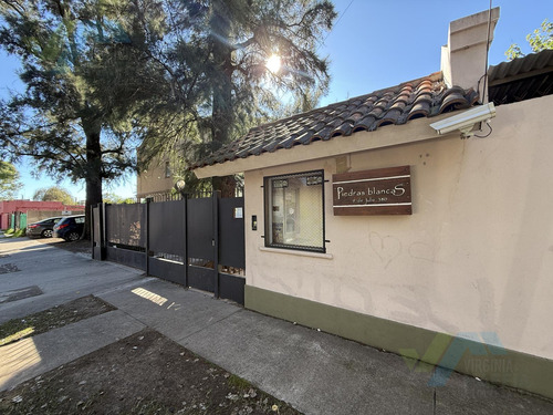 Venta Ph 3 Ambientes, Condominio Piedras Blancas, Villa Morra, Pilar