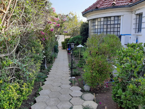 Gran Casa Esquina Ñuñoa! Excelente Ubicación Y Estado
