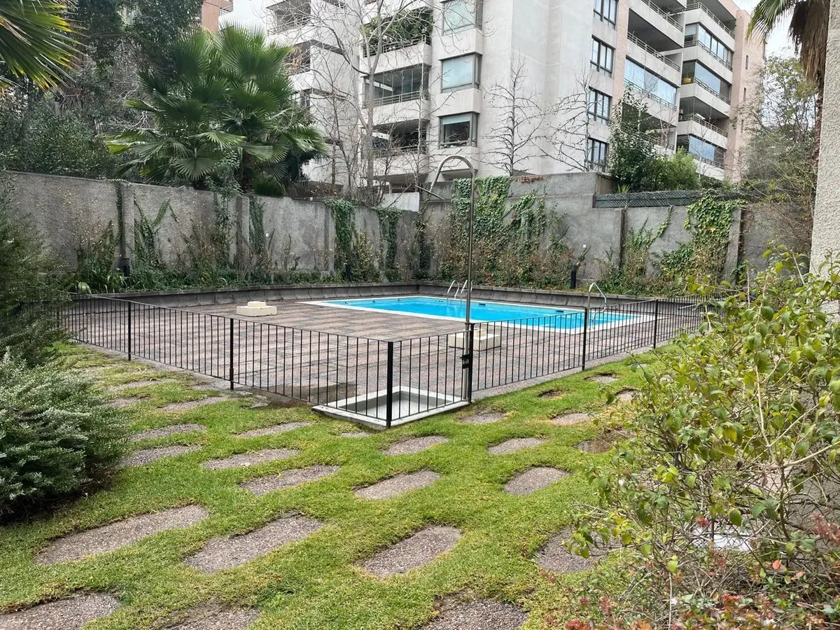 Imagen 5 de 9 de Luis T Ojeda / Eliodor Yañez / Estac / Edif Tiene Lavanderia