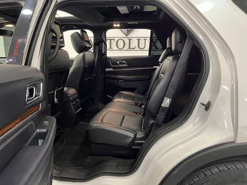 Ford Explorer 2.3 Limited 4x4